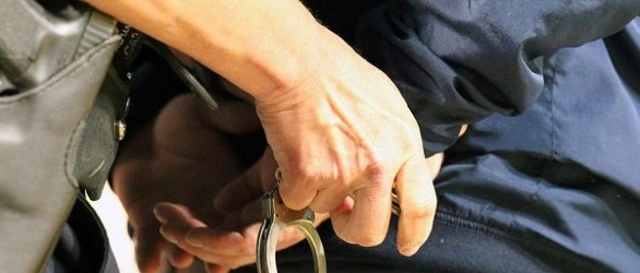 Canosa di Puglia – Litigio per futili motivi, uomo accoltellato alla nuca: arrestato un 21enne