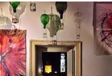 Andria – I boccioni di vetro diventano lampadari: il nuovo allestimento di Fucina Domestica