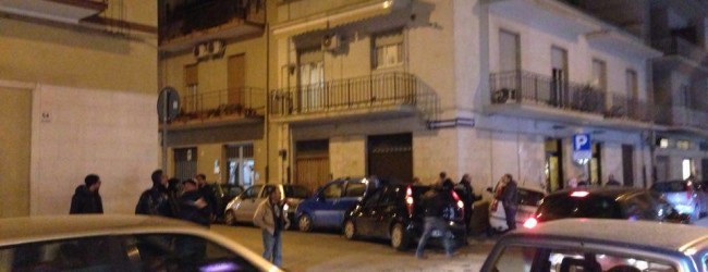 Andria – Incidente in via Bari, due auto coinvolte: distrutta colonnina parcometro