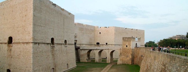 Barletta – Un avviso pubblico per la concessione del fossato del castello
