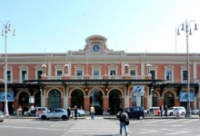 Bari – Stazione centrale: parcheggiatore abusivo aggredisce una donna che si rifiuta di dargli denaro