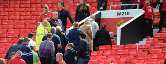 Dal mondo – Manchester: sospetto pacco bomba, evacuata tribuna dell’Old Trafford