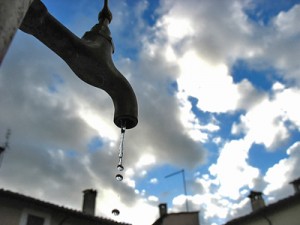 Barletta – Divieto utilizzo acqua a fini potabili in via Casale