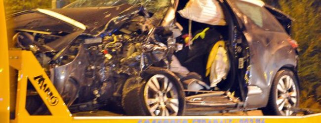 Bitetto-Modugno – Auto contro albero, morti tre giovani di 18, 19 e 20 anni