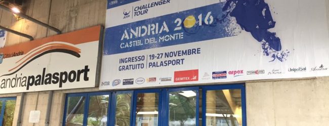 Andria – Al Palasport il compionato italiano di boxe, categoria superwelter