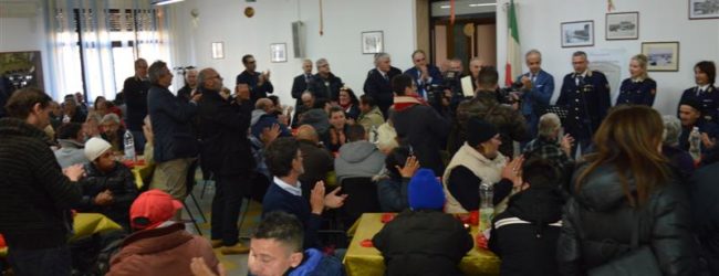 Bari – Poliziotti cuochi per un giorno, il “Pranzo della Solidarietà”