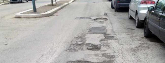 Andria – Manto stradale danneggiato: tra pericoli e degrado. Occorre intervenire con tempestività