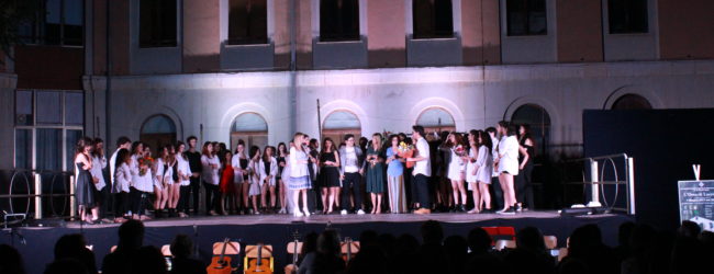 Trani – Standing ovation al liceo De Sanctis per “L’onta di Lucrezia”