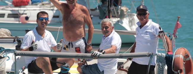 Trani – Vela: partita la Trani-Dubrovnik alla regata anche un 88enne