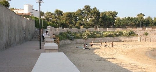 Trani – Attivo presso la spiaggia pubblica di Colonna un servizio di assistenza per disabili