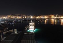 Trani – Una barca del Cantiere ISA Yacht in sosta nel porto. LE FOTO