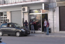 Andria – Polizia: arrestati due pregiudicati per furto a distributori automatici