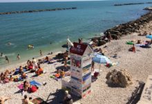 Bisceglie – Progetto Spiagge Sicure: i bagnini della Baywatch salutano l’estate