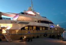 Trani – Nel porto il mega yacht “Marina Wonder”. LE FOTO