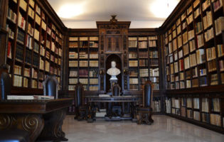 Trani – Biblioteca Bovio, indagine di mercato per la fornitura di quotidiani