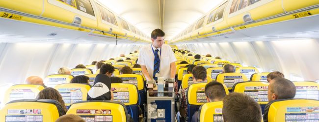 Ryanair assume: come candidarsi e le date del recruiting a Bari