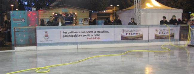 Barletta – Pista di pattinaggio sul ghiaccio: da oggi si parte. Le foto