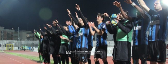 Calcio – Delvino regala il pari al 91′ e il Bisceglie frena il Catania