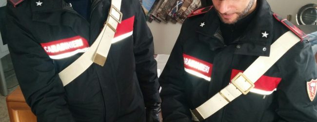 Andria – Carabinieri: mezzo chilo di hashish sotto tappetino auto. Due arresti