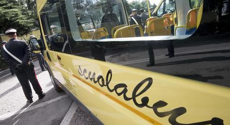 Puglia – Mette in salvo i bimbi dello scuolabus, poi muore