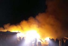 Foggia – Incendio divampa in una baraccopoli a Borgo Mezzanone.
