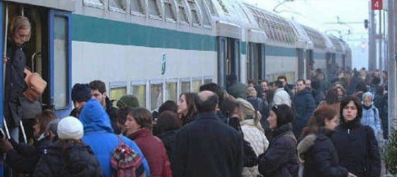 Ferrotramviaria, Di Bari (M5S): “Da Giannini provvedimenti sterili. I pendolari ne pagano le conseguenze”