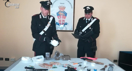 Trani – Carabinieri, controlli straordinario: un arresto per armi e droga