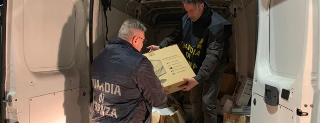 Finanzieri di Trani recuperano furgone con 50 mila euro di dispositivi elettronici
