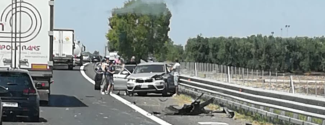 Due incidenti stradali sull’A14 nei pressi del casello Andria-Barletta: uomo in fin di vita. FOTO