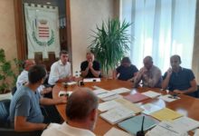 Barletta –  Cattivi odori, chiesto l’intervento della Procura di Trani e convocato un consiglio comunale monotematico