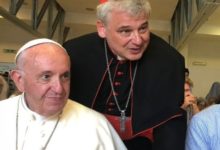 Papa Francesco dona 2 ventilatori polmonari e dpi al Dea di Lecce, la gratitudine di Emiliano e Rollo