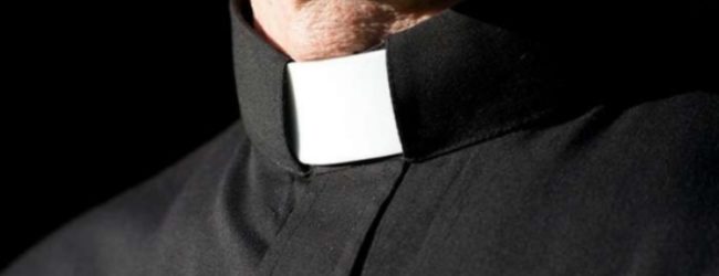 L’Italia perde anche gli eroi di Dio: si contano più di 110 preti e sorelle defunti