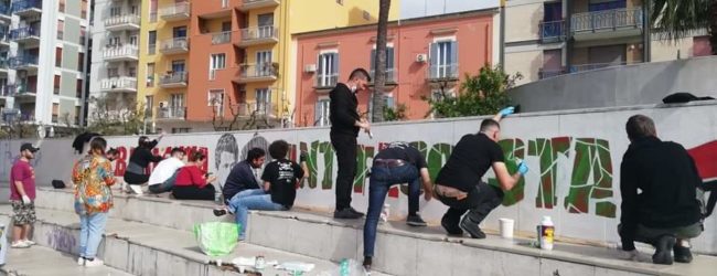 Barletta – Ripristinato il murales antifascista nei giardini De Nittis