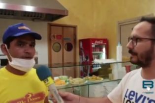 Andria – Grande successo per l’inaugurazione della kebabberia “Mc Doner”. VIDEO
